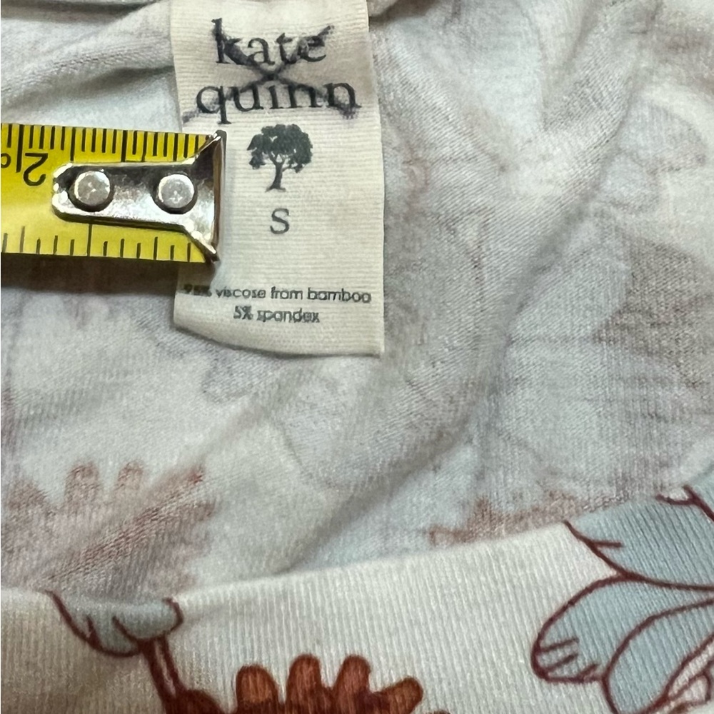 Kate Quinn Floral Short Sleeve Tee - White and Brown - Picture 3 of 3